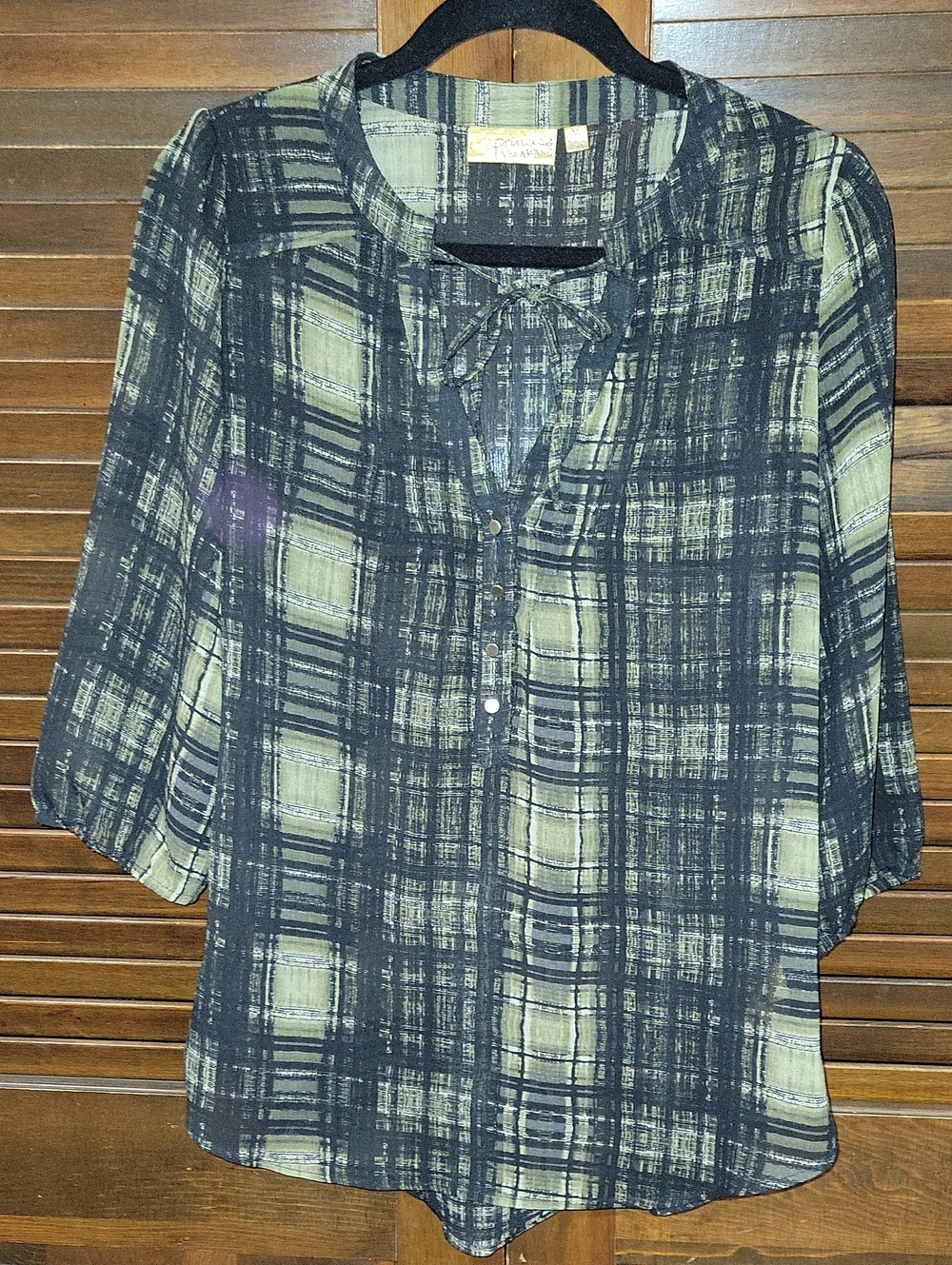 Princess Vera Wang Black and Olive Plaid Lightweight Tunic - Picture 2 of 12